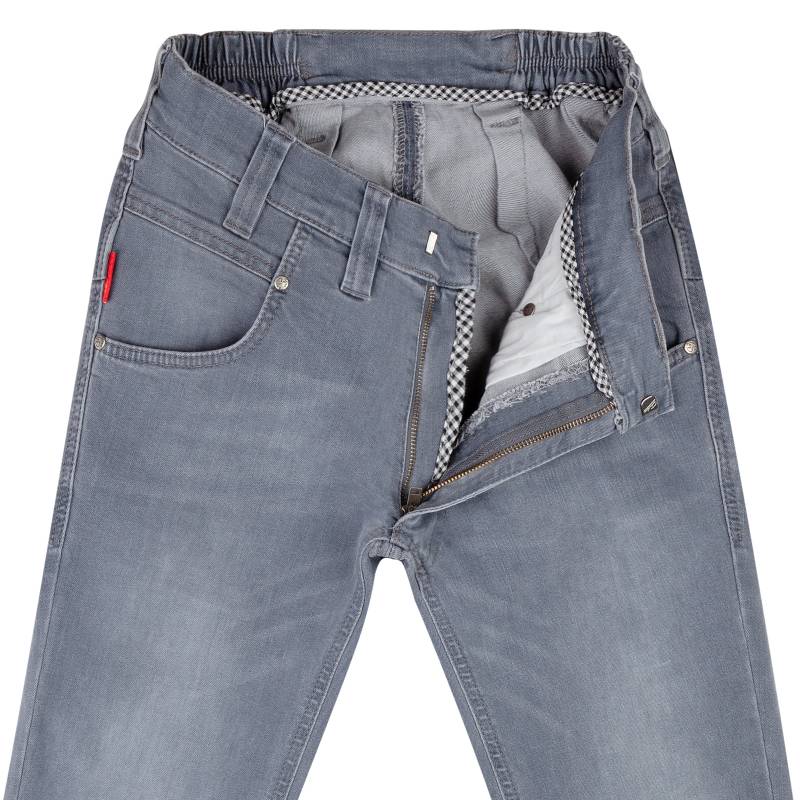 Slim-fit jeans from stretch denim 
